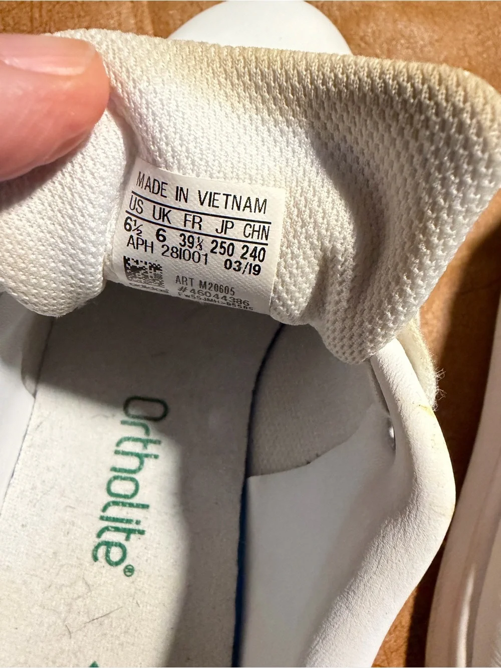 Adidas Stan Smith Men’s White Sneakers with Green Heel Tab